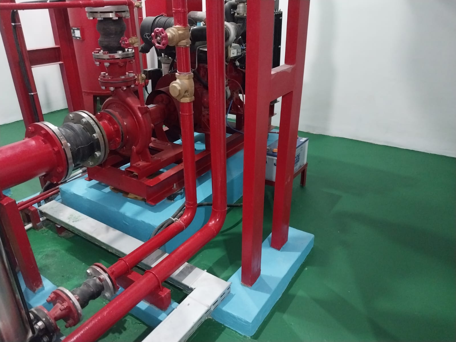 instalasi fire hydrant system